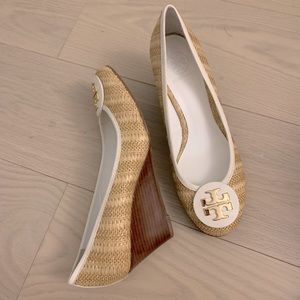 Gorgeous vintage Tory Burch wicker stacked wood wedge heels